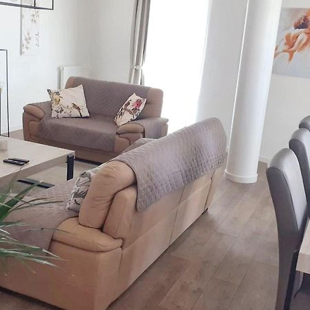 Modern Apartment In Cureghem Anderlecht 134 M² + Terrace 布鲁塞尔 外观 照片
