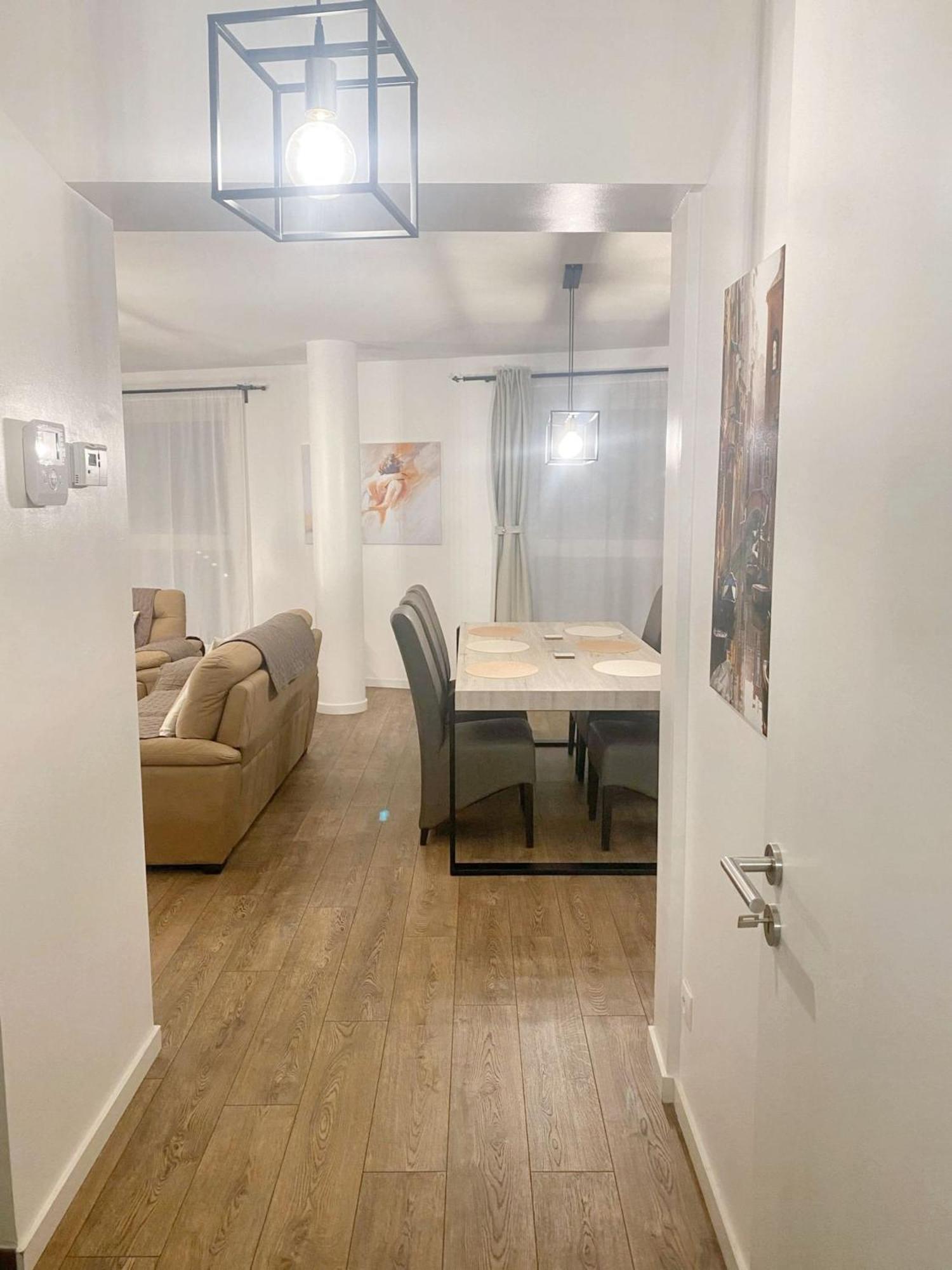Modern Apartment In Cureghem Anderlecht 134 M² + Terrace 布鲁塞尔 外观 照片