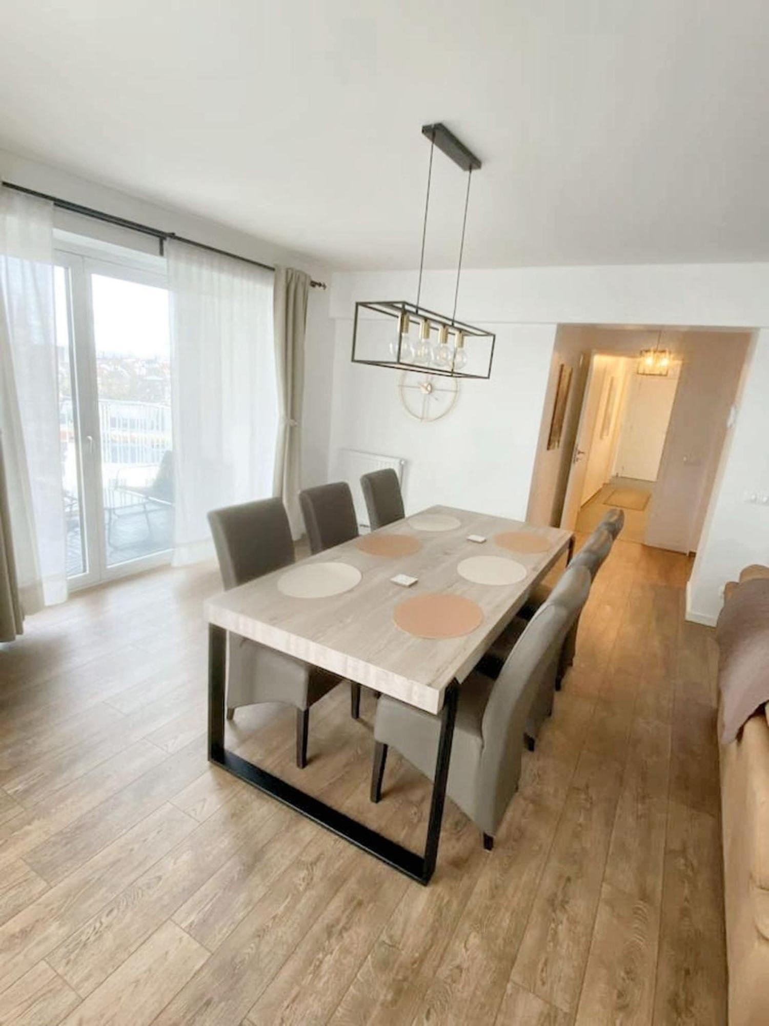 Modern Apartment In Cureghem Anderlecht 134 M² + Terrace 布鲁塞尔 外观 照片