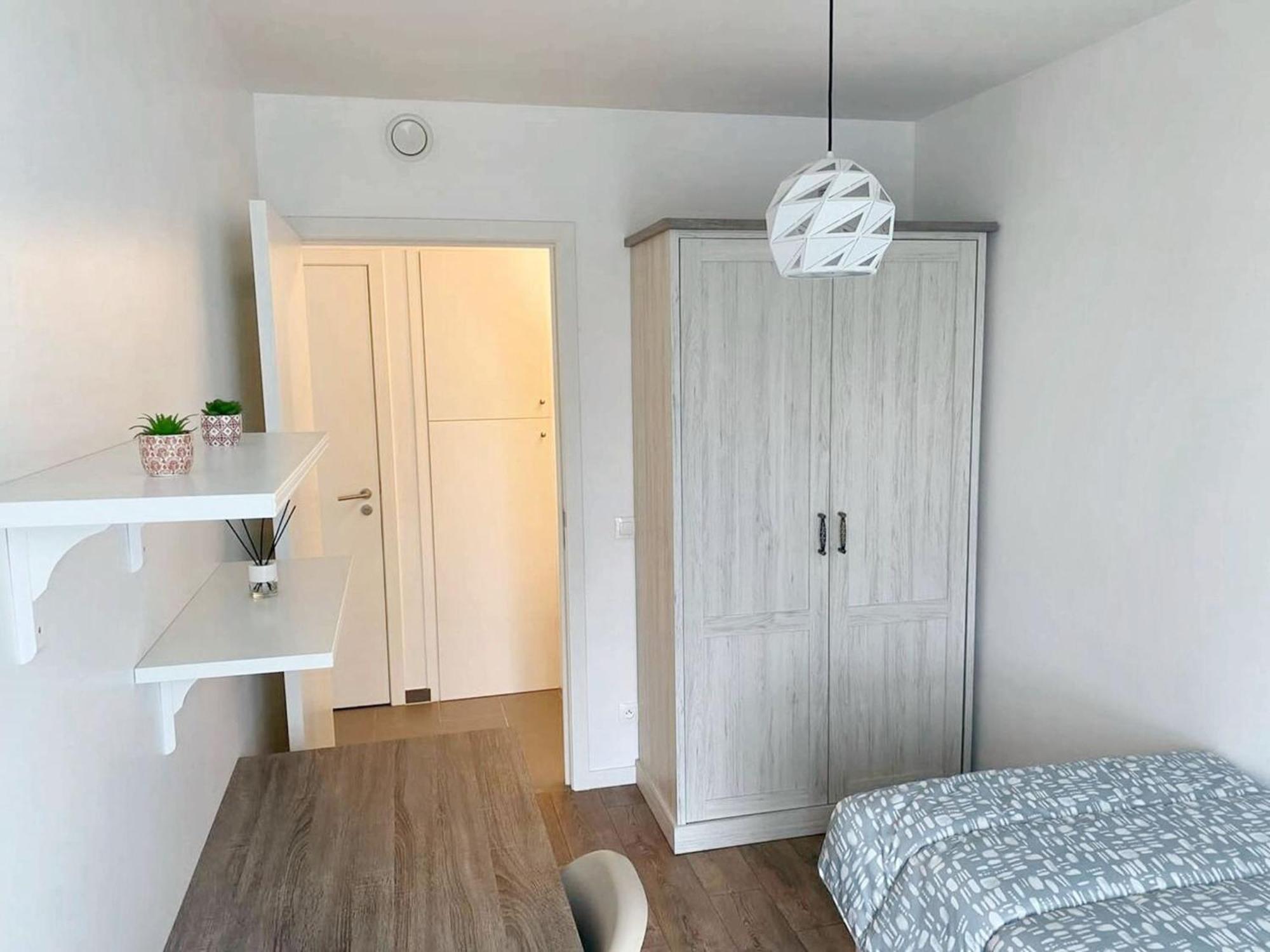 Modern Apartment In Cureghem Anderlecht 134 M² + Terrace 布鲁塞尔 外观 照片