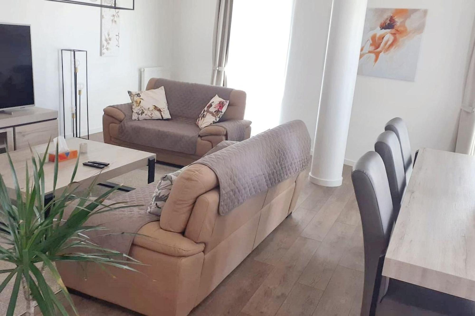 Modern Apartment In Cureghem Anderlecht 134 M² + Terrace 布鲁塞尔 外观 照片